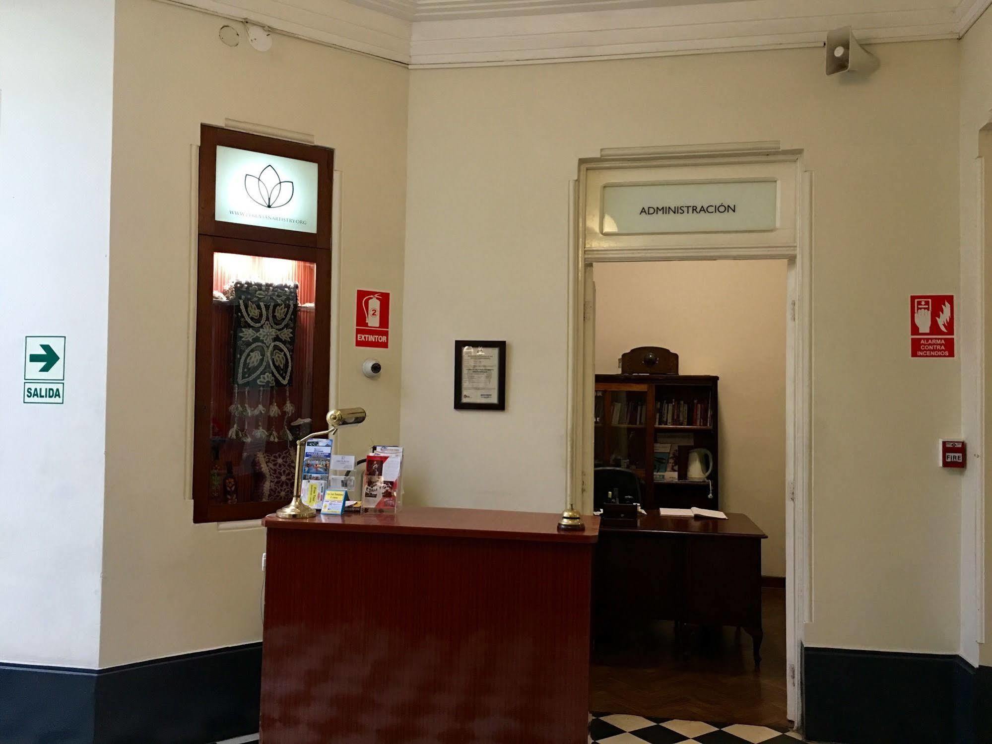 Hospedaje Santa Rosa- Centro Historico Lima Kültér fotó